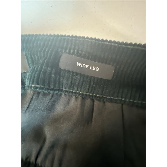 Judy Blue 24 W Emerald Green slimming Corduroy Wide Leg High Waist Pants 24W NWT - Picture 15 of 16